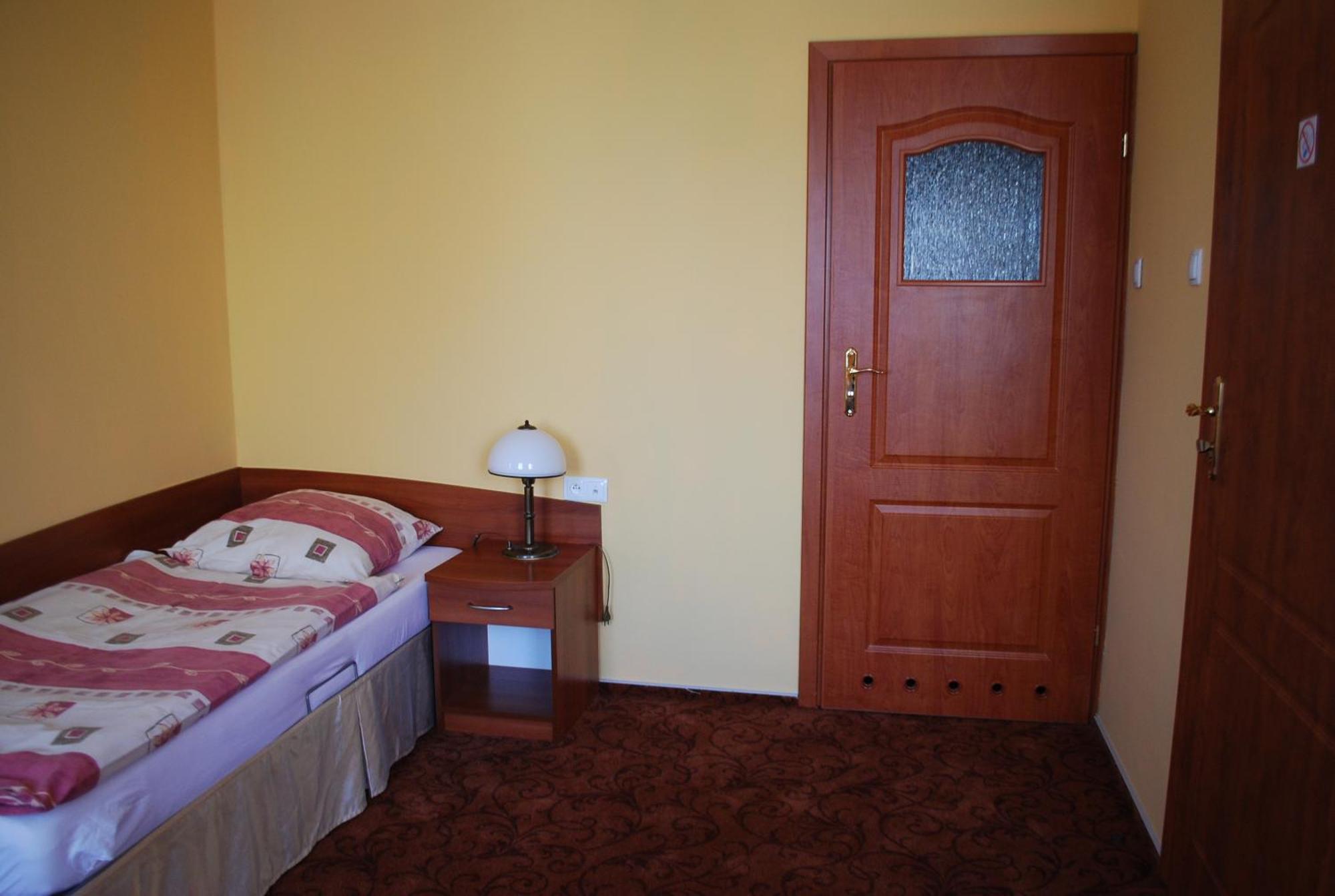Hotel Anka Słubice Extérieur photo