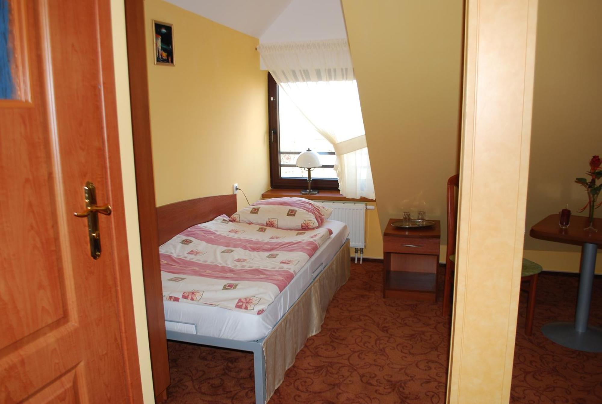 Hotel Anka Słubice Extérieur photo