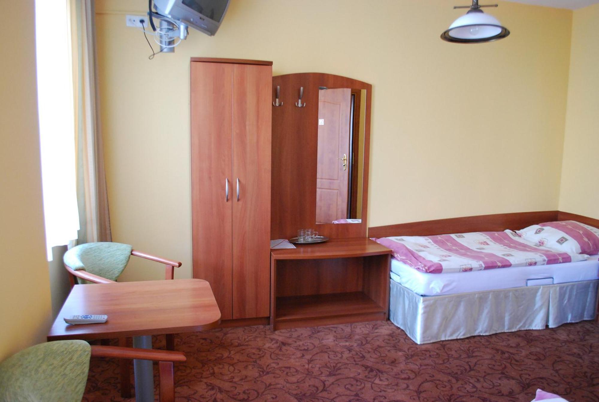 Hotel Anka Słubice Extérieur photo