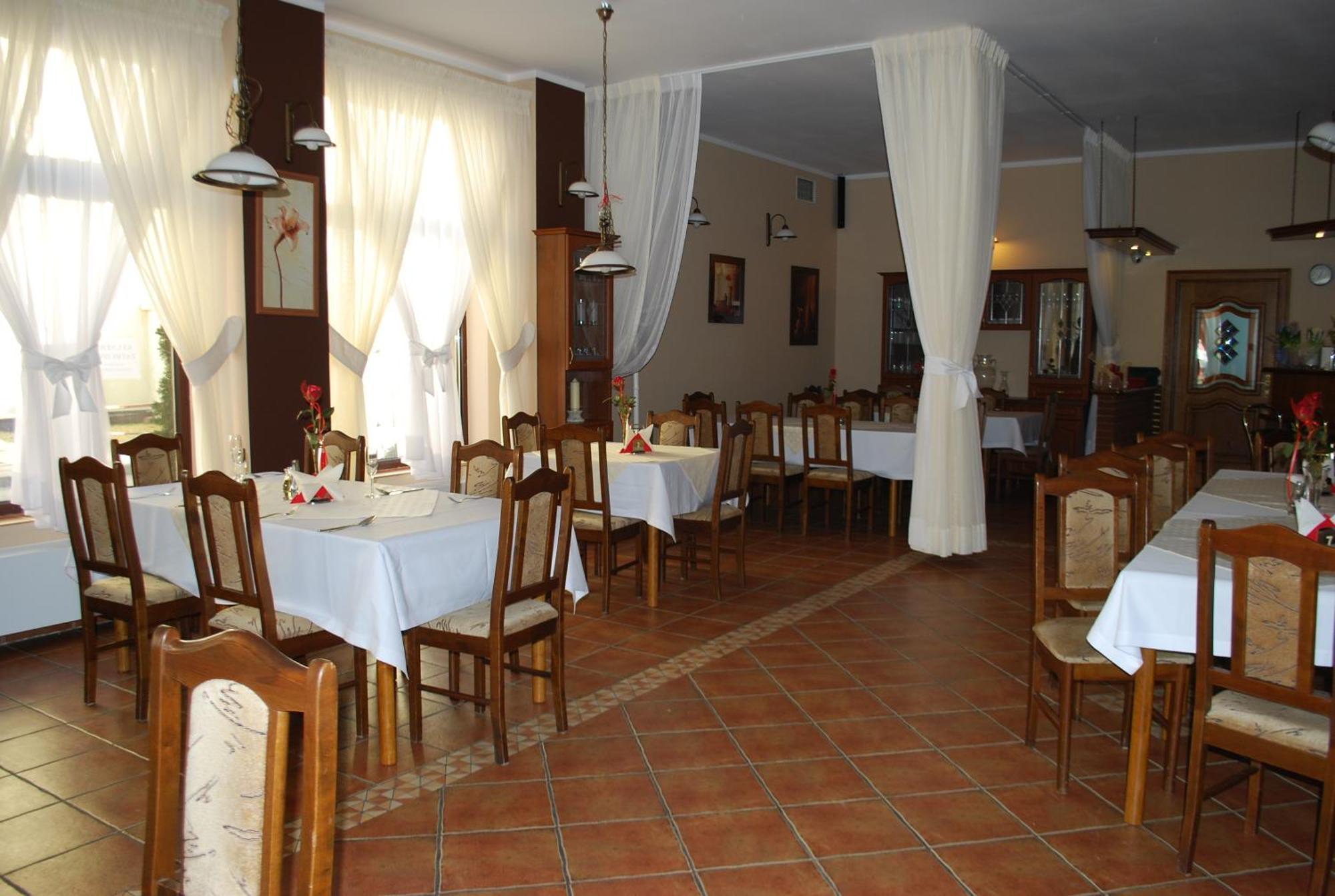 Hotel Anka Słubice Extérieur photo